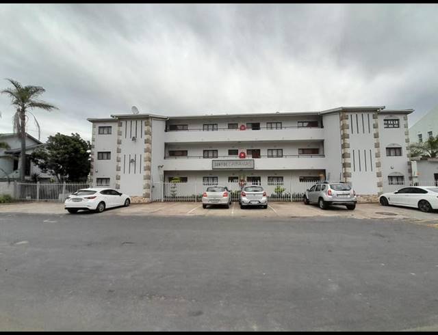 2 BEDROOM APARTMENT FOR SALE IN MARGATE BEACH